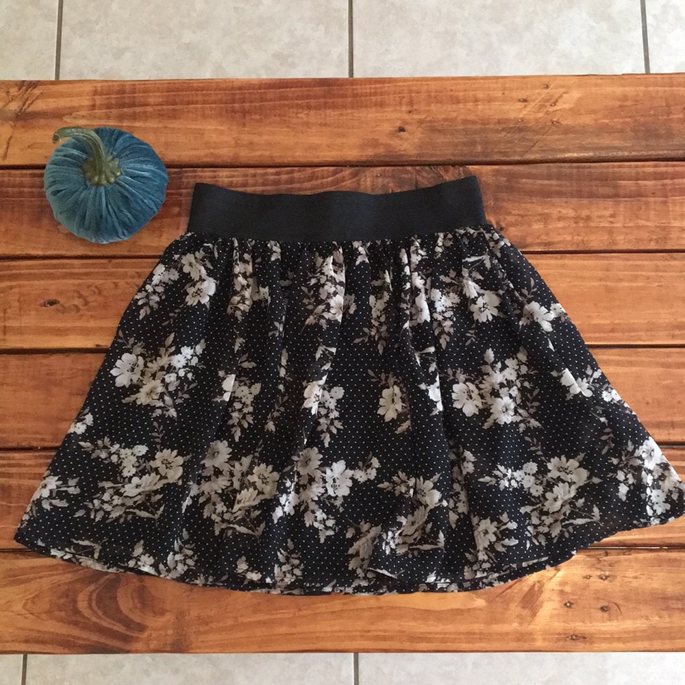 Forever 21 black skirt with white floral print